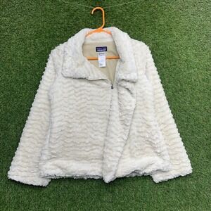 Patagonia Jacket Womens XS White Furry Fleece Full Zip Lined Cozy Winter Warm